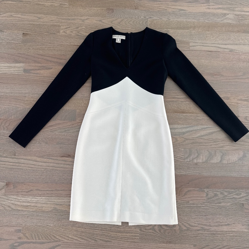 Emilio Pucci Black and White Long Sleeve V-Neck Sheath Dress